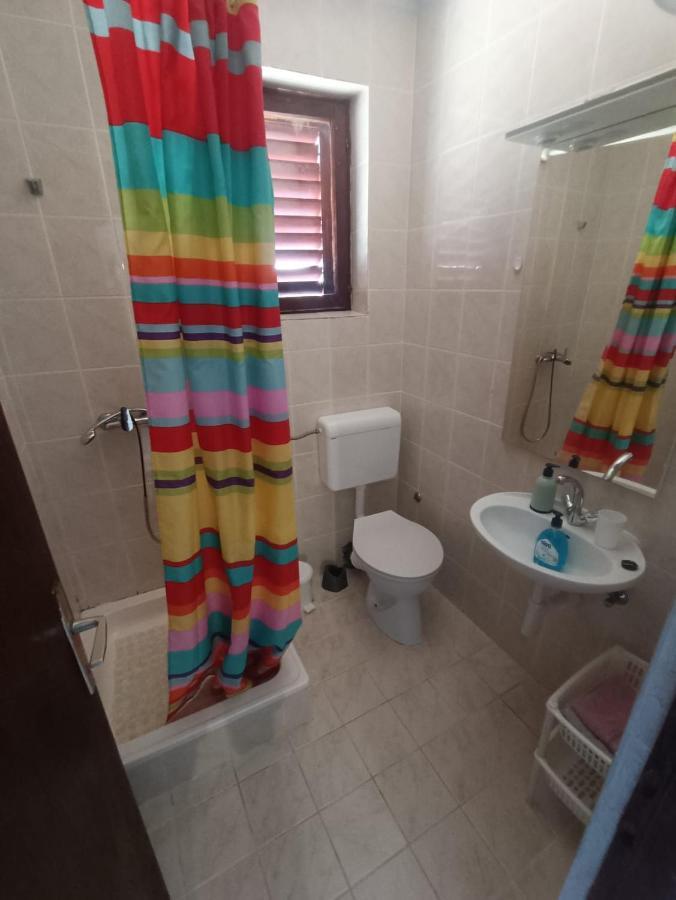 Tribunj Apartmani ภายนอก รูปภาพ