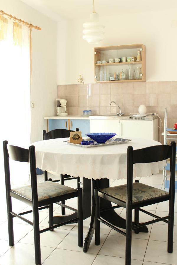 Tribunj Apartmani ภายนอก รูปภาพ